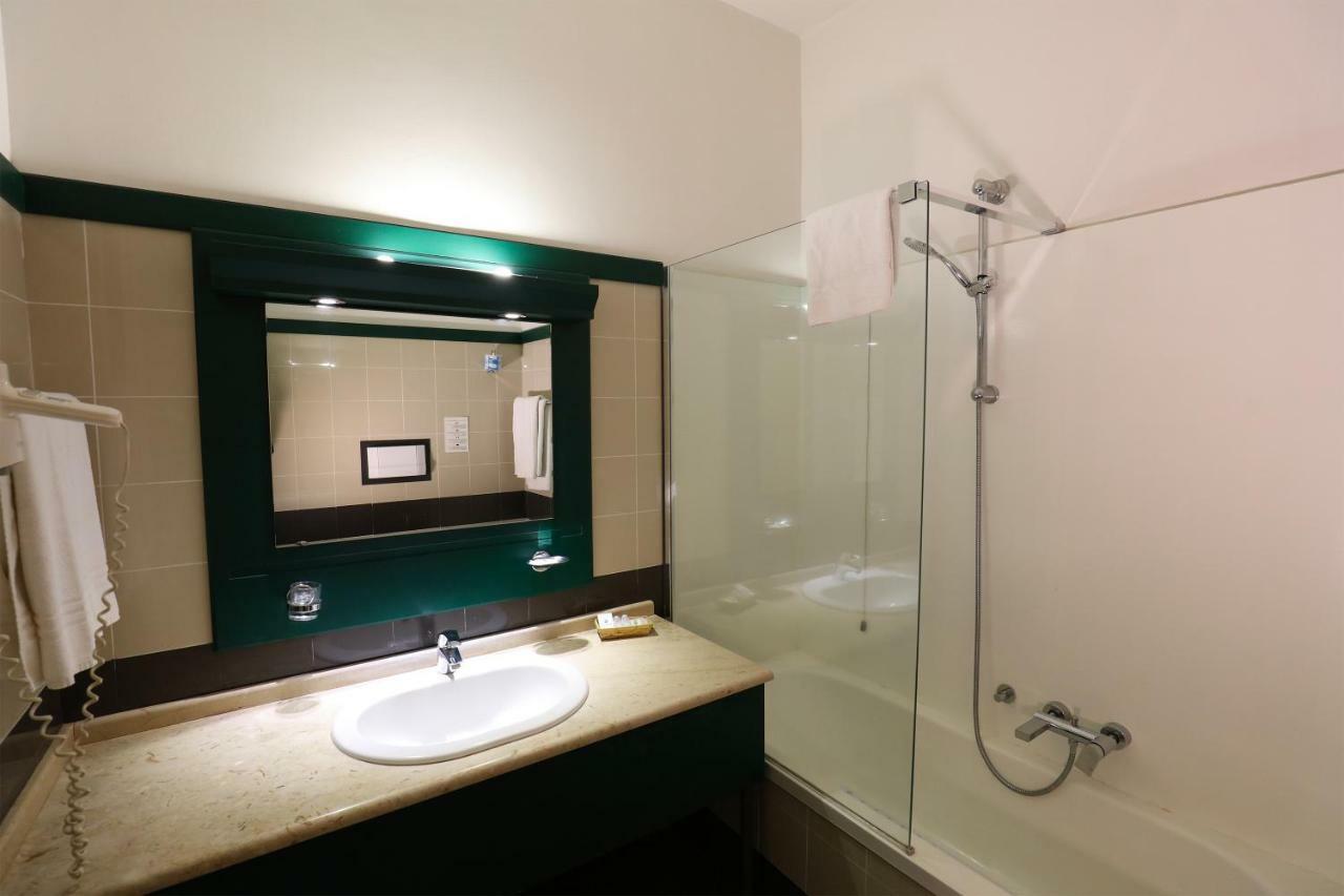 Classic Double or Twin Room Internal View